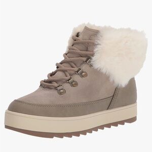 Koolaburra UGG Tynlee Lace-Up Boot